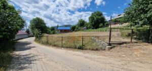 Teren intravilan cu priveliște spre lac – Plopușor, Alexandru cel Bun, 1450 mp