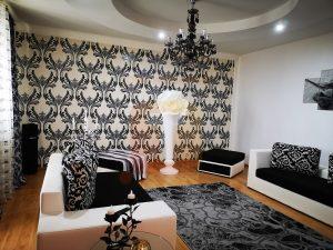 Apartament 3 camere, spațios, decomandat, boxă, loc de parcare, Piatra Neamț