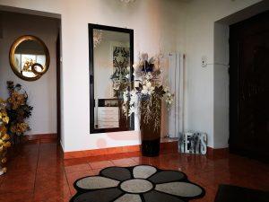 Apartament 3 camere, spațios, decomandat, boxă, loc de parcare, Piatra Neamț