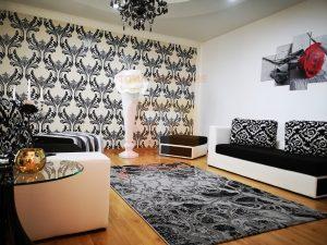 Apartament 3 camere, spațios, decomandat, boxă, loc de parcare, Piatra Neamț