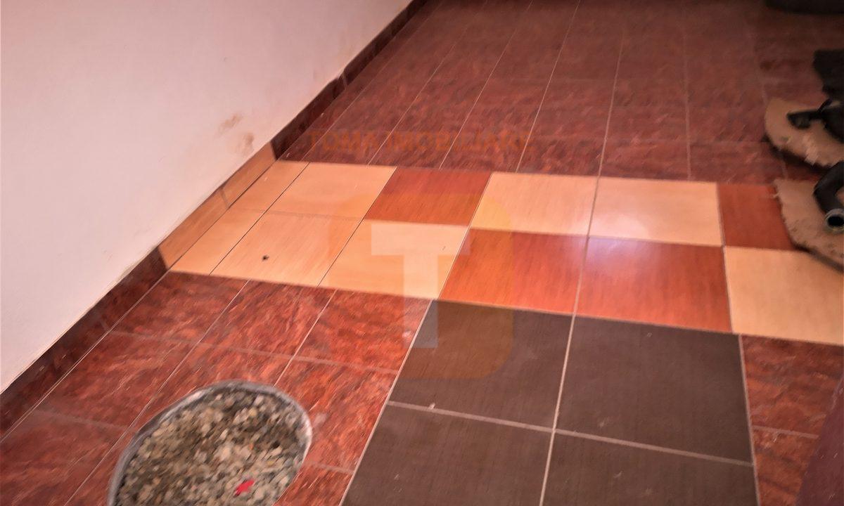 Apartament 3 camere, spațios, decomandat, boxă, loc de parcare, Piatra Neamț
