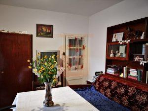 Casă 5 camere, anexe, cu teren  720 mp, Piatra Neamț, zona Gara Veche 