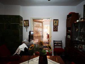 Casă 5 camere, anexe, cu teren  720 mp, Piatra Neamț, zona Gara Veche 