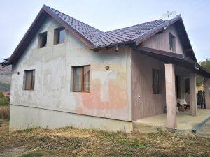 Casă nouă, Piatra Neamț, teren, utilități, zona Calea Romanului