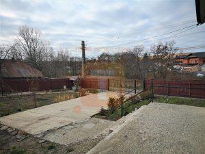 Vilă P+E, comuna Stefan cel Mare, 2400 mp teren, locuibilă