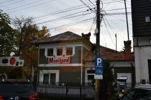 Sediu firmă compus din: vilă 7 camere, 2 bai, 2 bucătarii, dispus P+E, teren 369 mp, ultracentral Piatra Neamț.