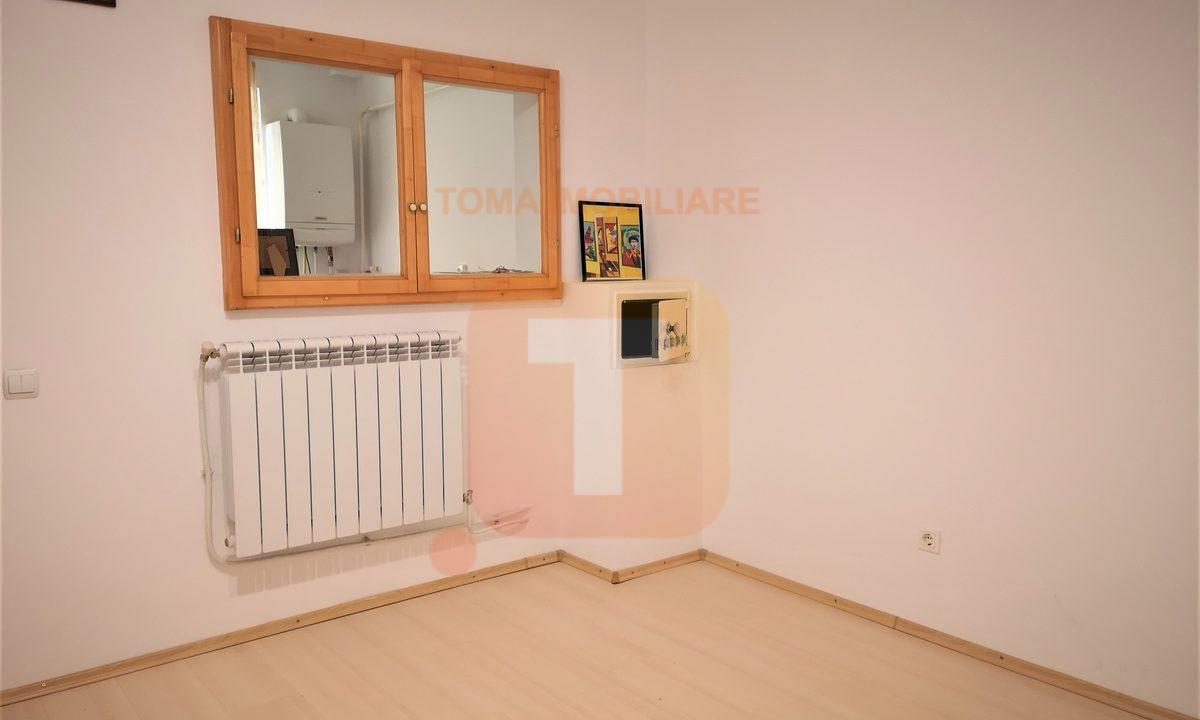 Spațiu pentru birouri, parter, B-dul Traian, 66 mp, zona BCR