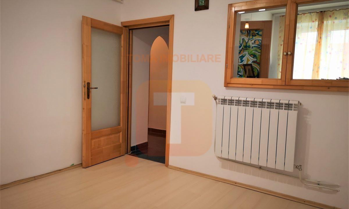 Spațiu pentru birouri, parter, B-dul Traian, 66 mp, zona BCR