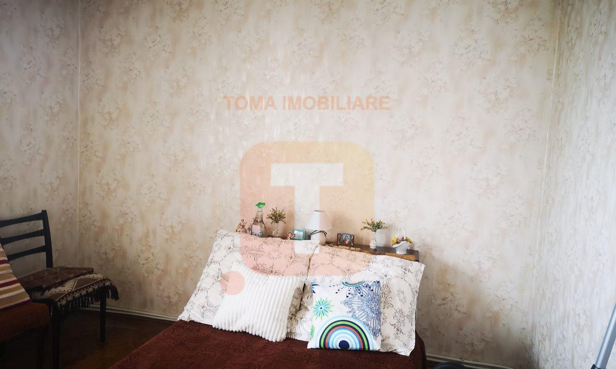 Apartament 2 camere, 51,2 mp utili, circular, Mărăței, etajul 4/4 acoperit, Piatra Neamț