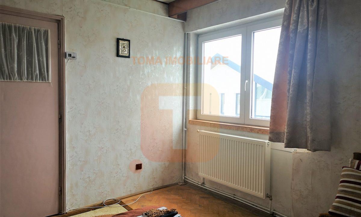 Apartament 2 camere, 51,2 mp utili, circular, Mărăței, etajul 4/4 acoperit, Piatra Neamț