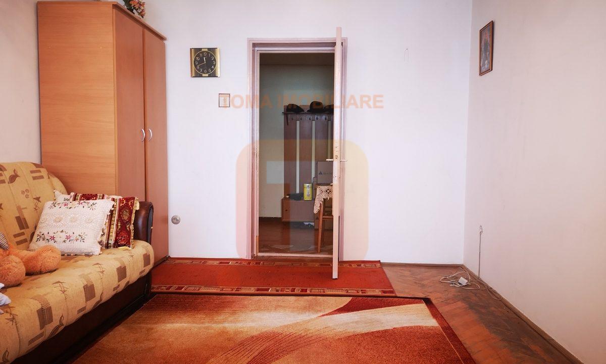 Apartament 2 camere, 51,2 mp utili, circular, Mărăței, etajul 4/4 acoperit, Piatra Neamț