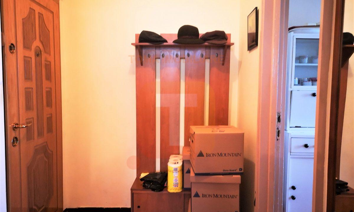 Apartament 2 camere, 51,2 mp utili, circular, Mărăței, etajul 4/4 acoperit, Piatra Neamț