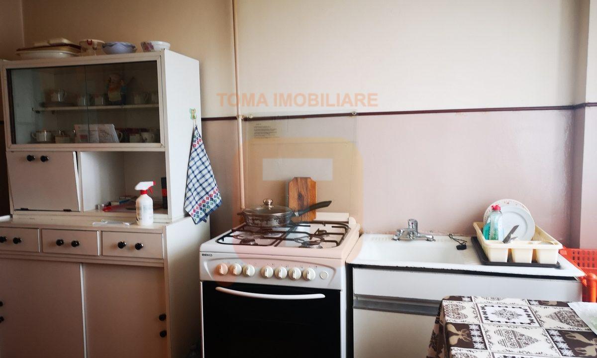 Apartament 2 camere, 51,2 mp utili, circular, Mărăței, etajul 4/4 acoperit, Piatra Neamț