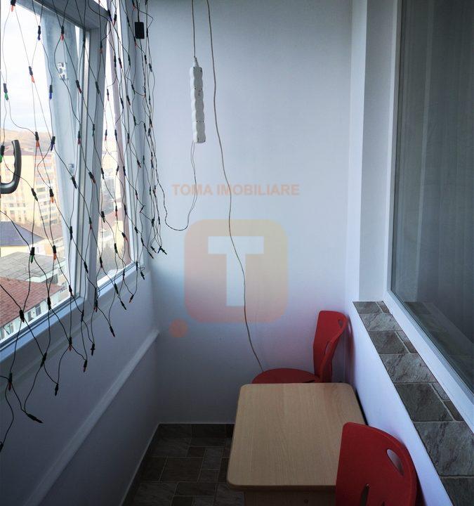 Apartament 3 camere etaj 9/10, Calea Romanului renovat recent