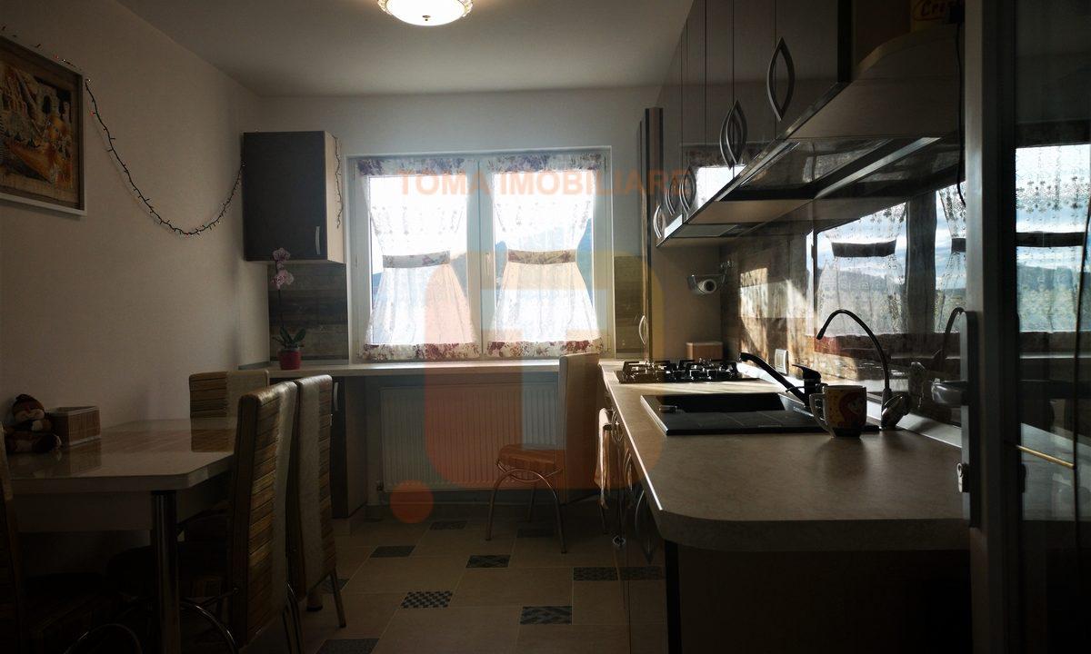 Apartament 3 camere etaj 9/10, Calea Romanului renovat recent