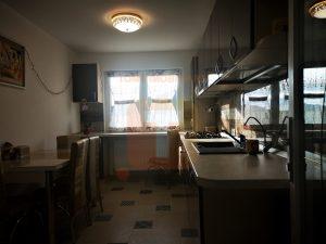 Apartament 3 camere etaj 9/10, Calea Romanului renovat recent