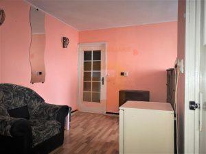 Apartament 2 camere, etajul 3, decomandat, Precista, Piatra Neamț.