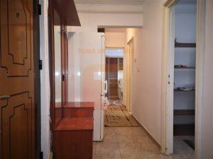 Apartament 2 camere, etaj 1, curat, zona Ana Ipătescu