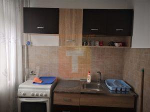 Apartament 2 camere, etaj 1, curat, zona Ana Ipătescu