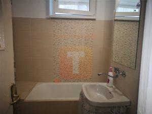 Apartament 2 camere, etaj 1, curat, zona Ana Ipătescu