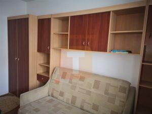 Apartament 2 camere, etaj 1, curat, zona Ana Ipătescu