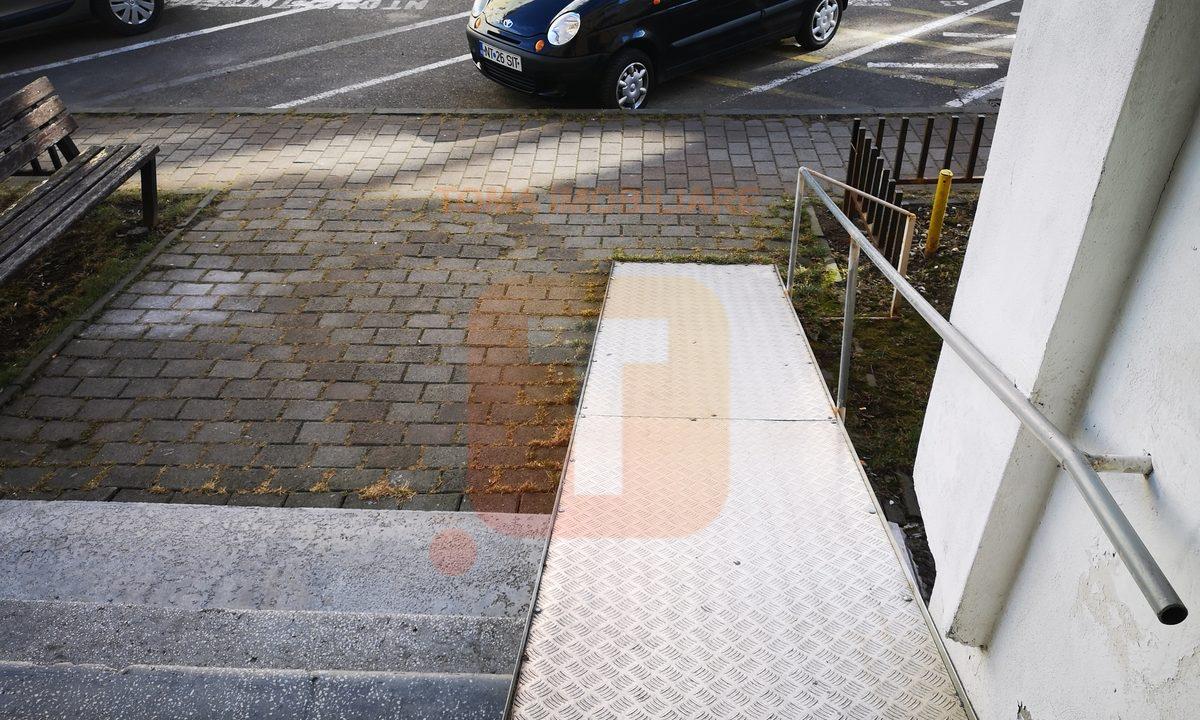 Garsonieră 36 mp, decomandată, Precista