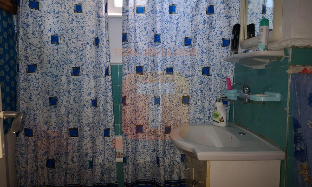 Garsonieră 36 mp, decomandată, Precista