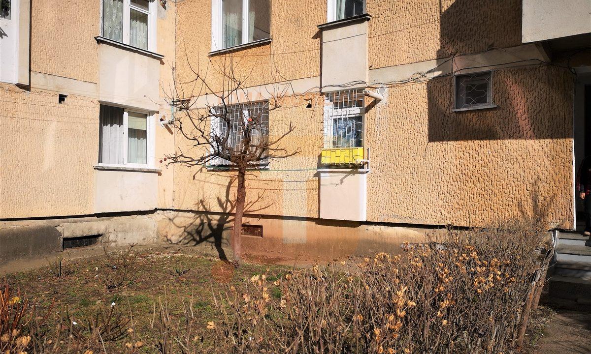 Garsonieră 36 mp, decomandată, Precista