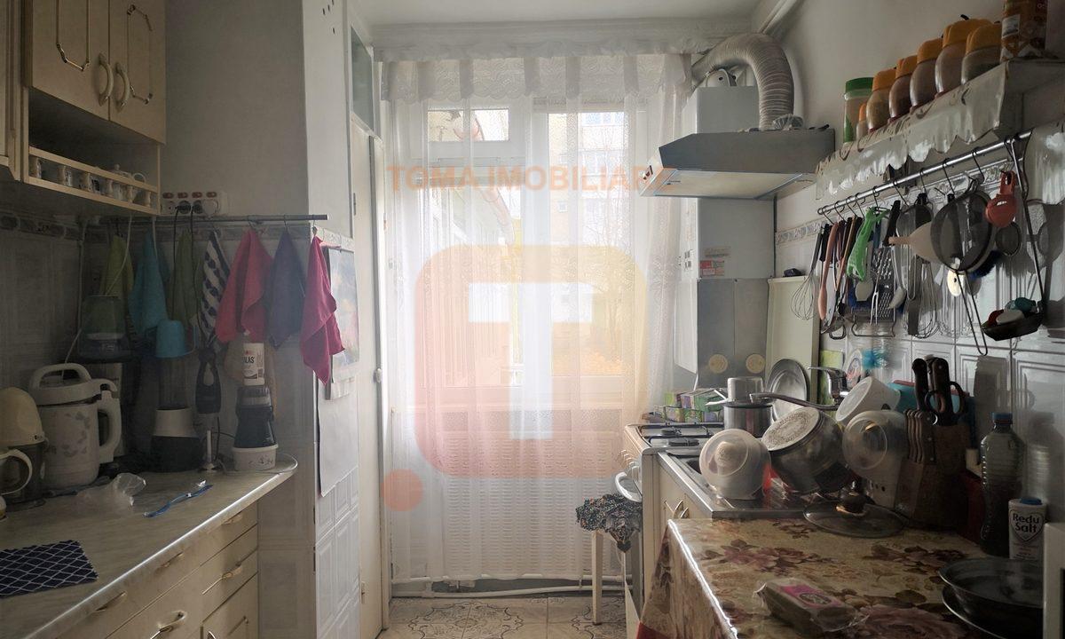 Apartament 2 camere, parter, decomandat, Precista, Piatra Neamț.