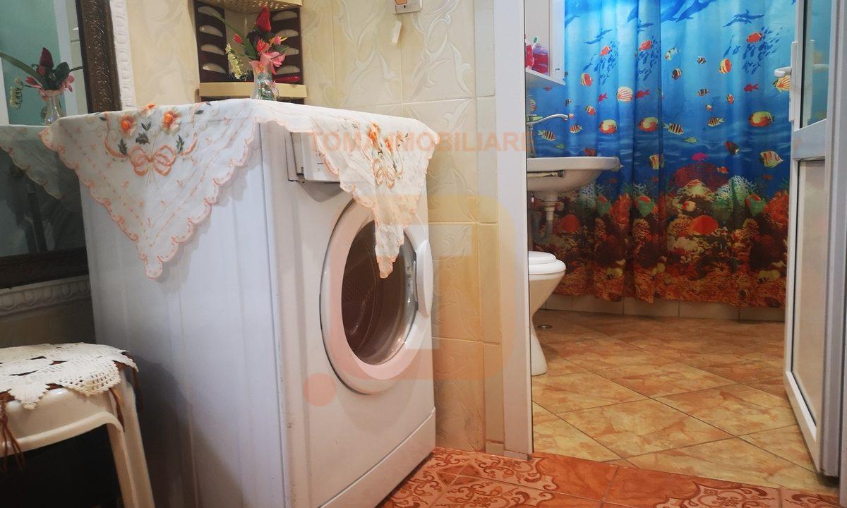 Apartament 2 camere, parter, decomandat, Precista, Piatra Neamț.