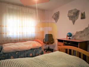 Apartament 3 camere, Dărmănești,  Piatra Neamț