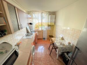 Apartament 2 camere, decomandat, Precista