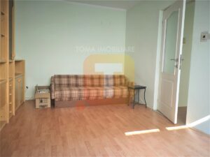Garsonieră, str. Aurorei, zona Calea Romanului, Piatra Neamț 