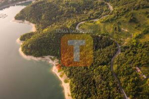 Teren 8, 3 ha, extravilan, Bicaz