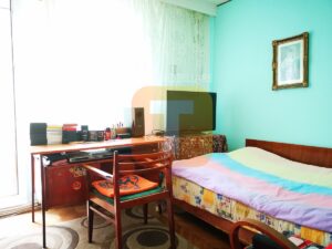Apartament 3 camere, etaj 2, centru