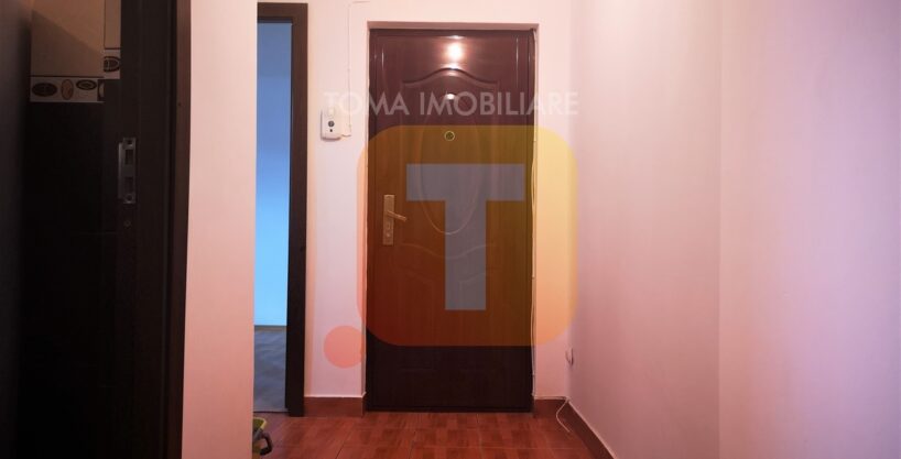 Apartament 2 camere,  curat, zona Carpați