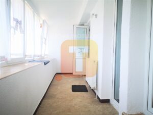 Apartament 3 camere etaj 3 /4, duplex, Piatra Neamț