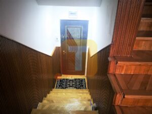 Apartament 3 camere etaj 3 /4, duplex, Piatra Neamț