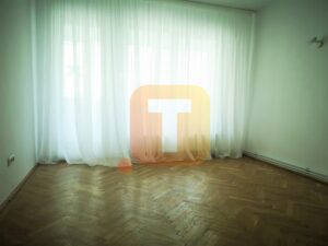 Apartament 3 camere etaj 3 /4, duplex, Piatra Neamț