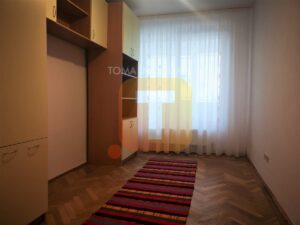 Apartament 3 camere etaj 3 /4, duplex, Piatra Neamț