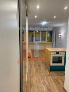 Garsonieră, renovată, ultracentral Piatra Neamț