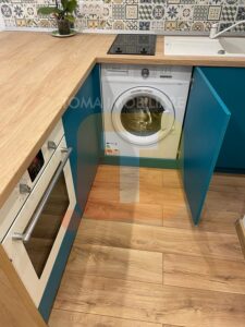 Garsonieră, renovată, ultracentral Piatra Neamț