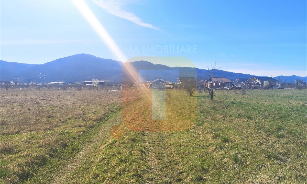 Teren intravilan, Piatra Neamț, 6440 mp, zona Regiment, str. Nordului
