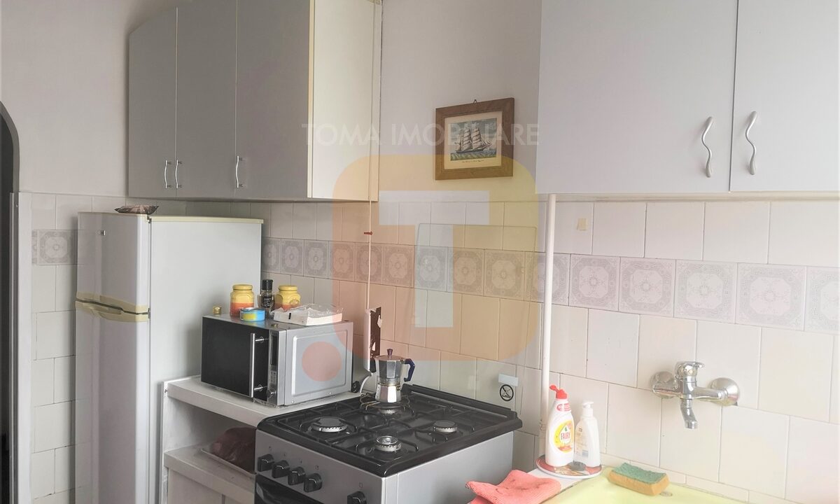 Apartament 2 camere, etaj 4/4, Piatra Neamț, Calea Romanului