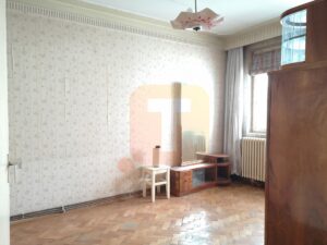 Apartament 3 camere etaj 2, ultracentral  Piatra Neamț