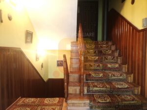 Apartament 3 camere etaj 3 cu 2 , duplex, ultracentral  Piatra Neamț