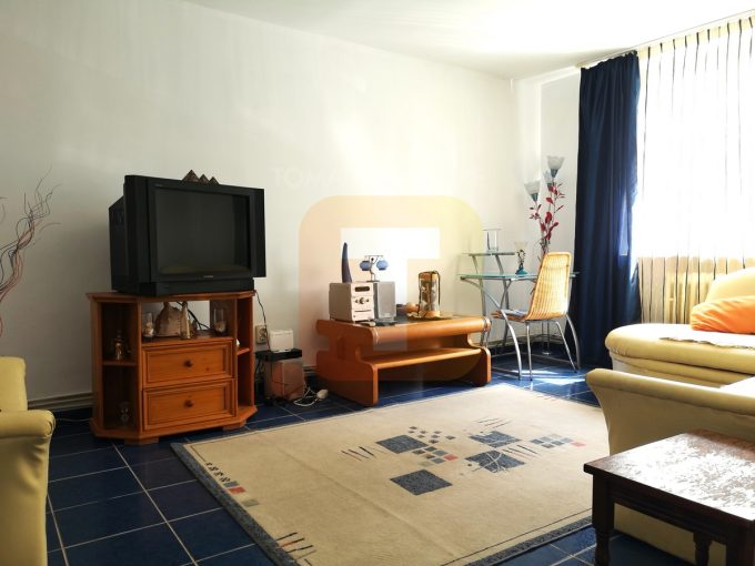 Apartament 3 camere, etajul 1, ultracentral