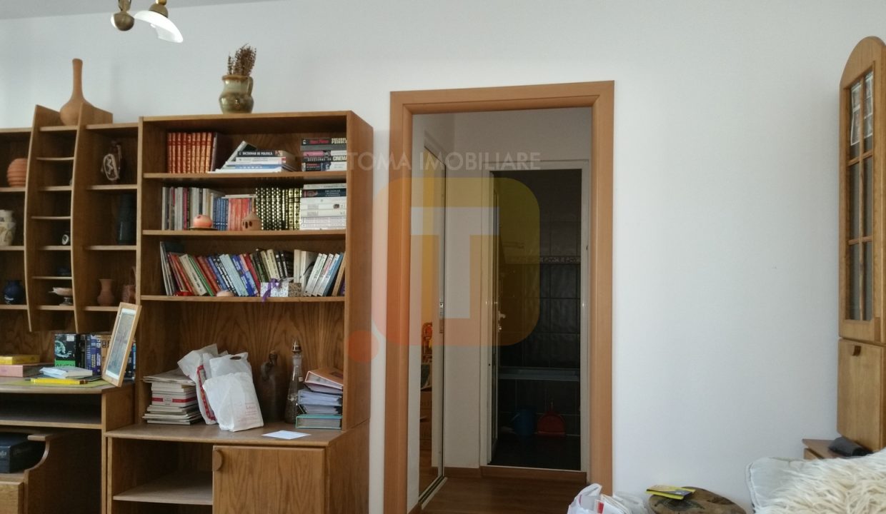 Apartament 2 camere, B-dul Dacia, etajul 2