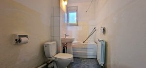 Garsonieră decomandată de vânzare în Cartier Dărmănești, 32,1mp, Parter
