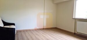 Garsonieră de închiriat în zona Spital, Piatra Neamț – Etaj 1, 30 mp, recent renovată